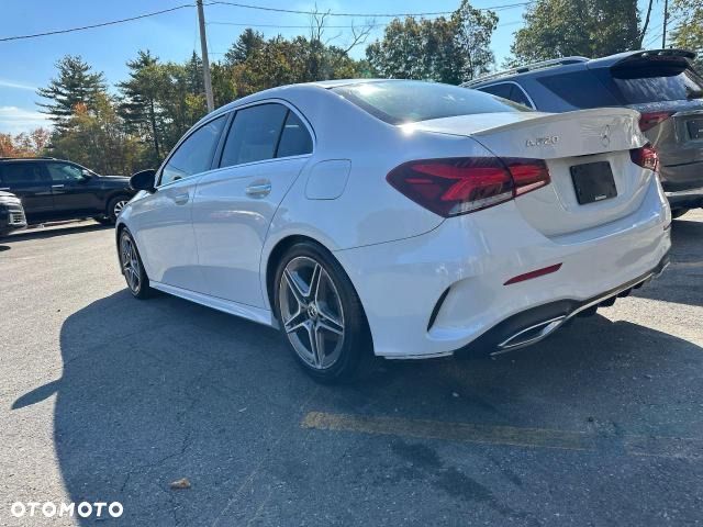 Mercedes-Benz Klasa A 250 4-Matic Edycja specjalna 7G-DCT - 4