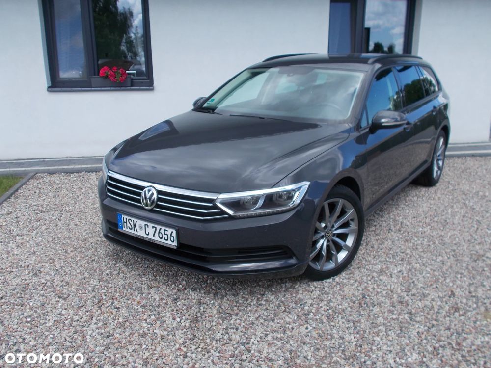 Volkswagen Passat - 16