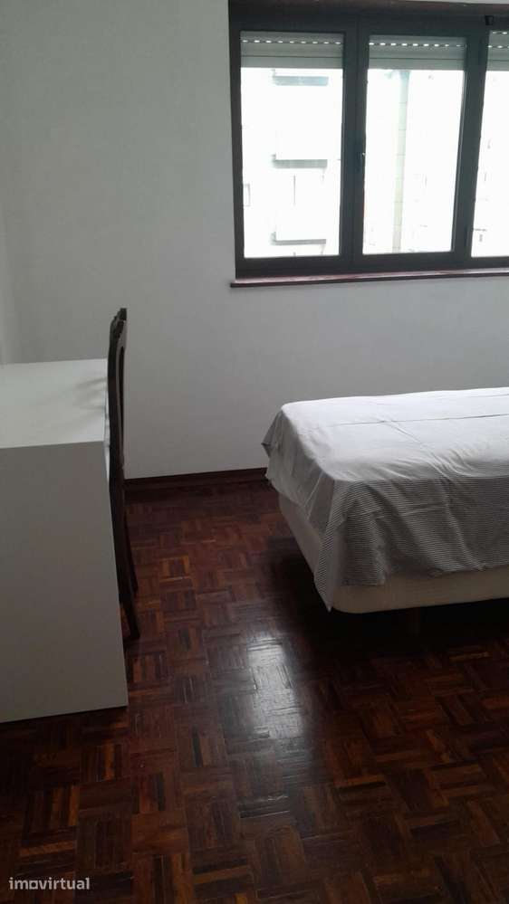 Quarto - localizado em Bairro do Sol Coimbra - Grande imagem: 4/14
