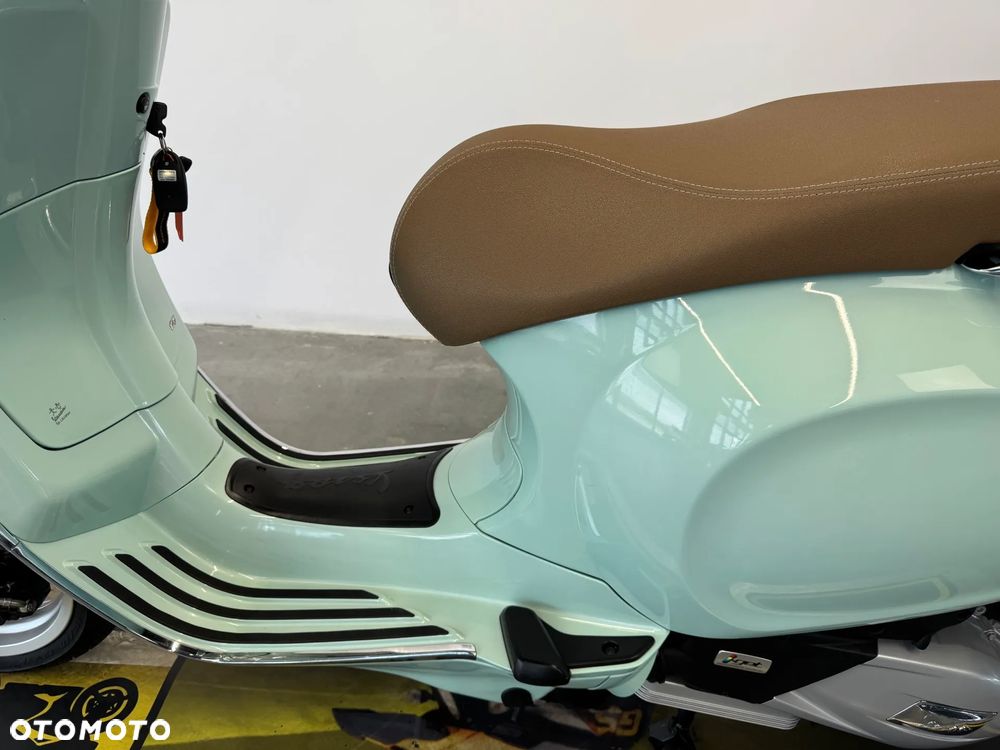 Piaggio Vespa - 23