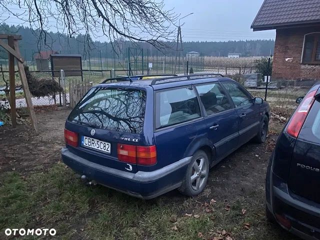 Volkswagen Passat 1.8 CL - 1