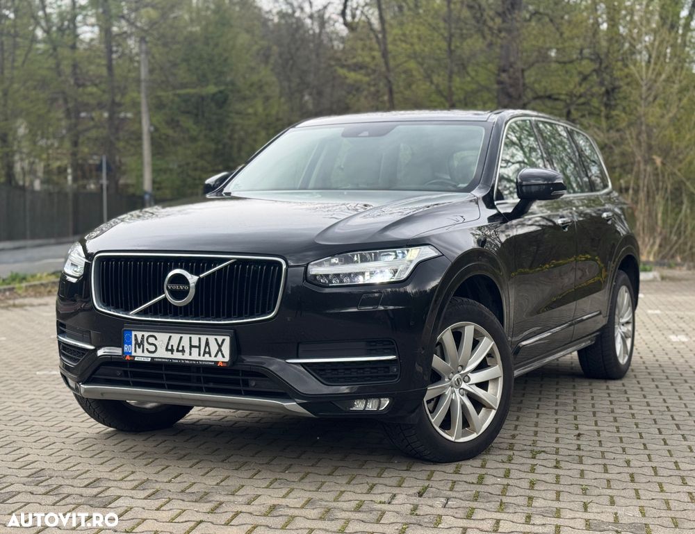 Volvo XC 90 D5 AWD Momentum - 2