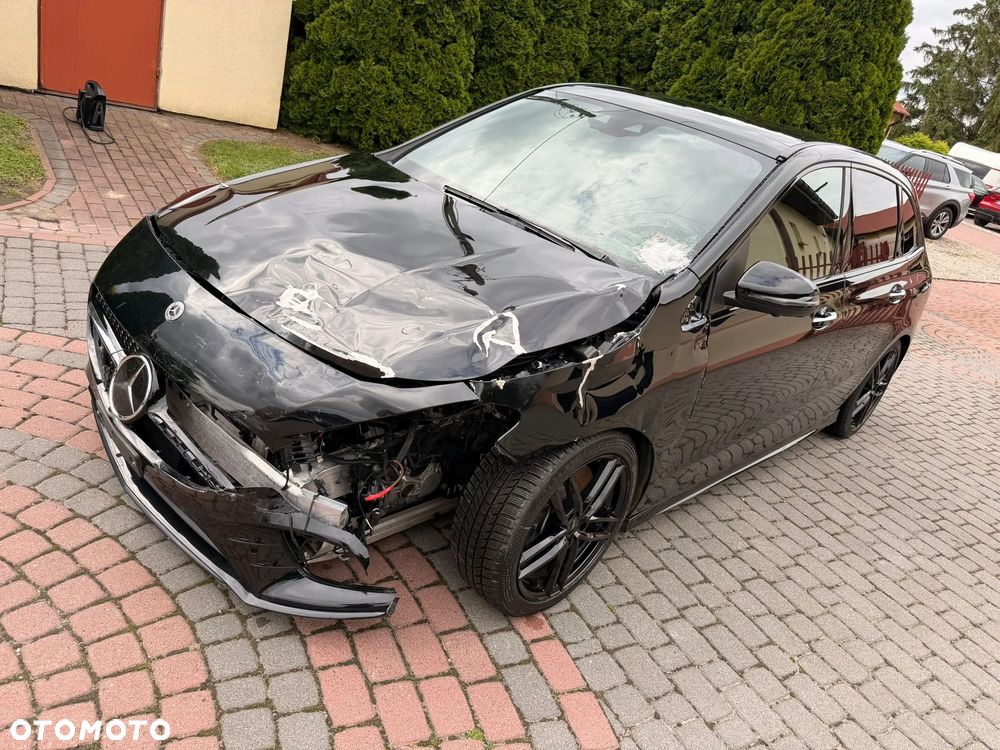 Mercedes-Benz Klasa B 250 4-Matic AMG Line 7G-DCT - 6