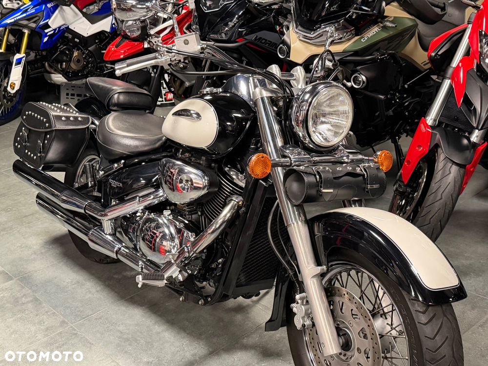 Suzuki VL 800 Volusia - 22