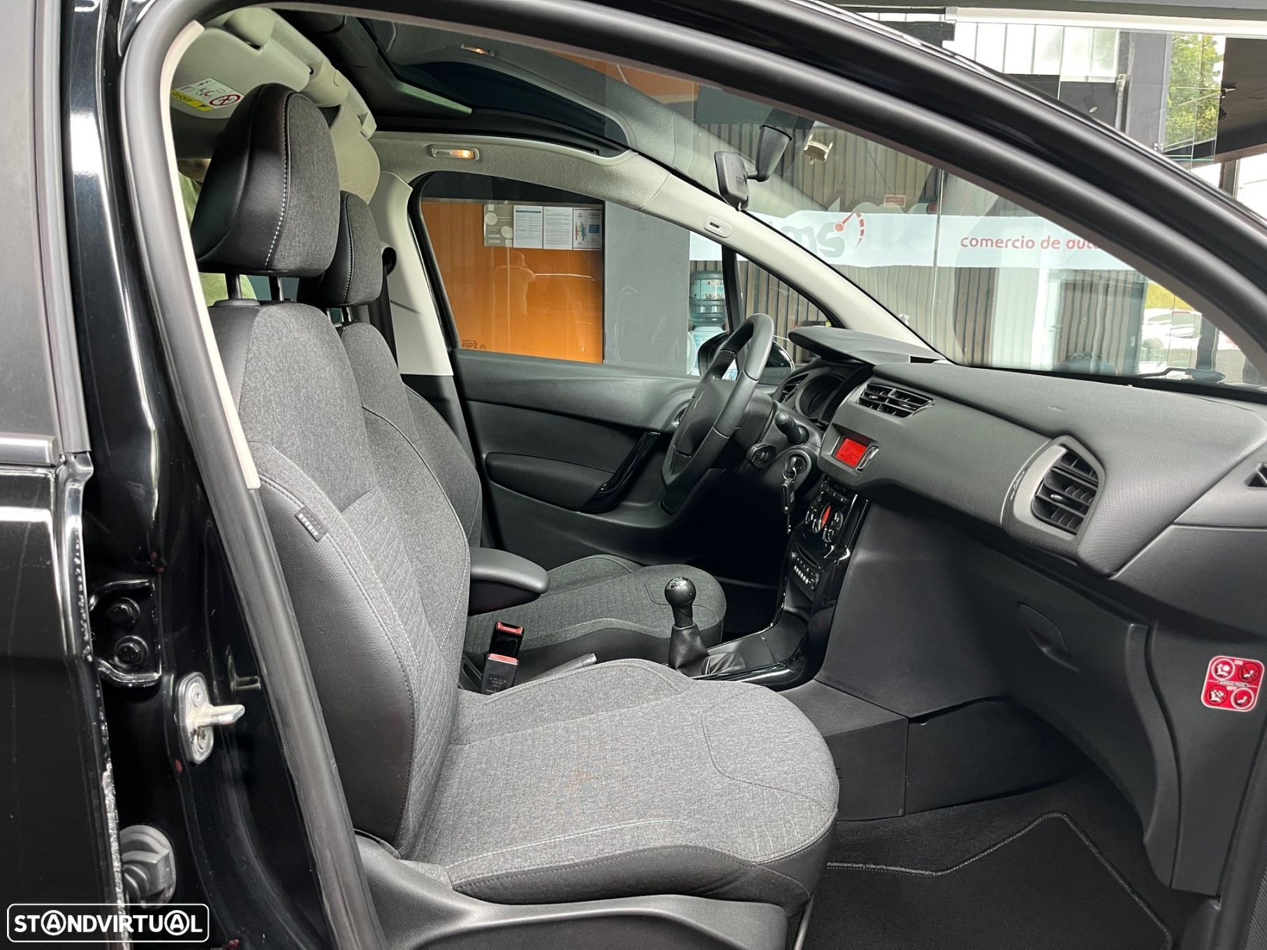 Citroën C3 1.2 VTi Attraction - 9
