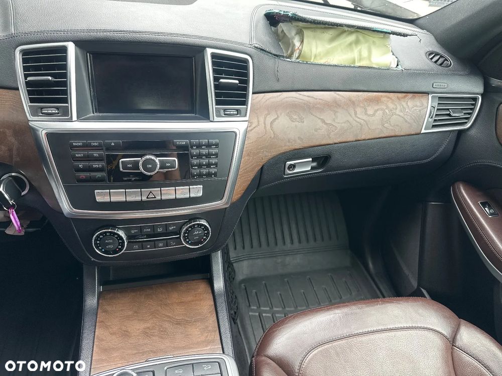 Mercedes-Benz GL - 10