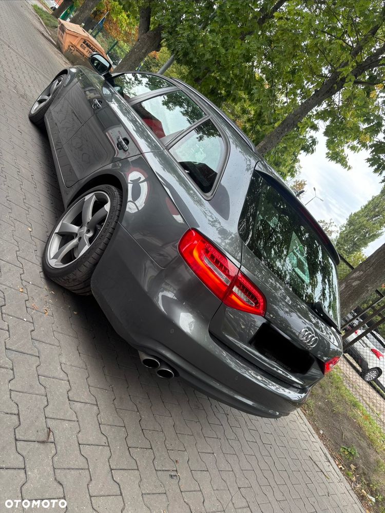 Audi A4 Avant 2.0 TDI DPF multitronic S line Sportpaket - 4