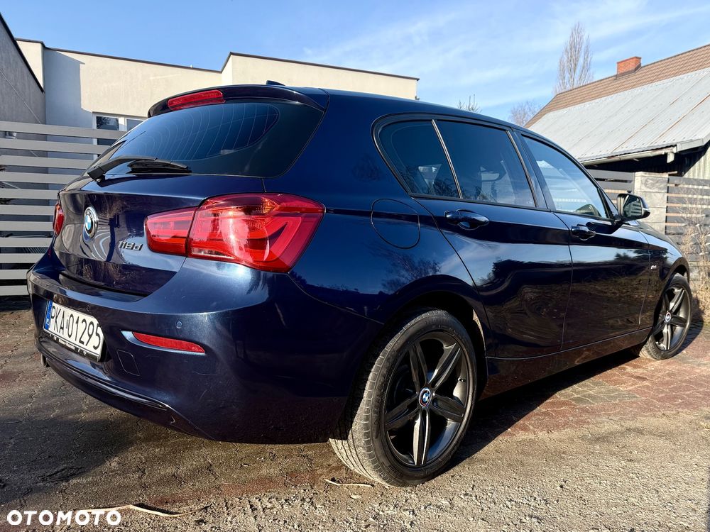 BMW Seria 1 118d Sport Line - 2