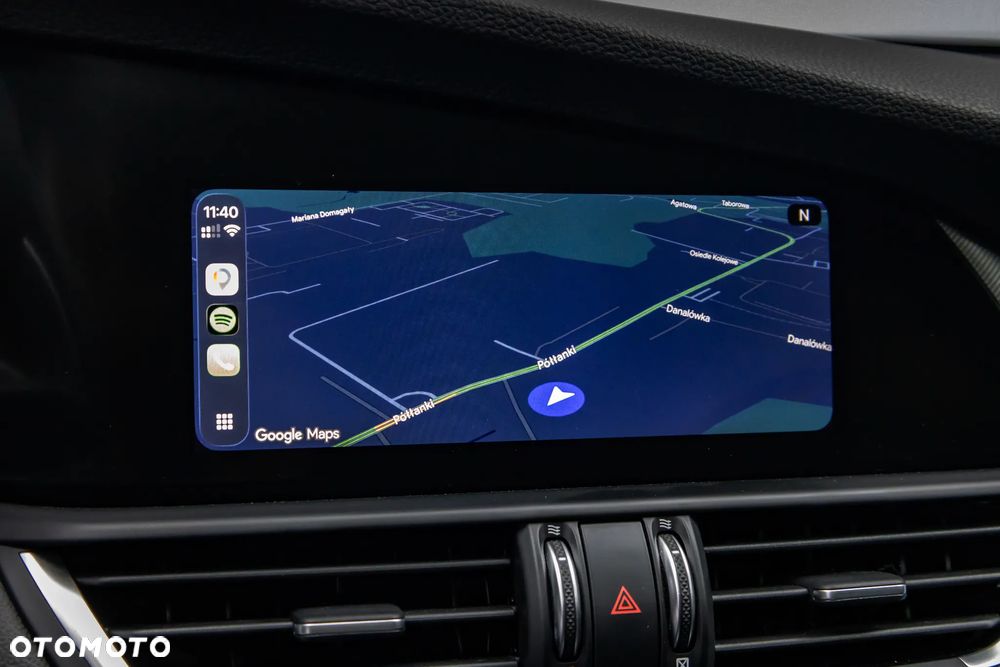 Alfa Romeo Giulia 2.0 Turbo 16V AT8-Q4 Veloce - 25