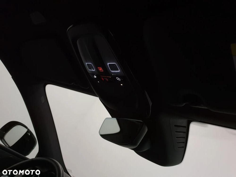 Volvo XC 60 B4 D Geartronic RDesign - 35