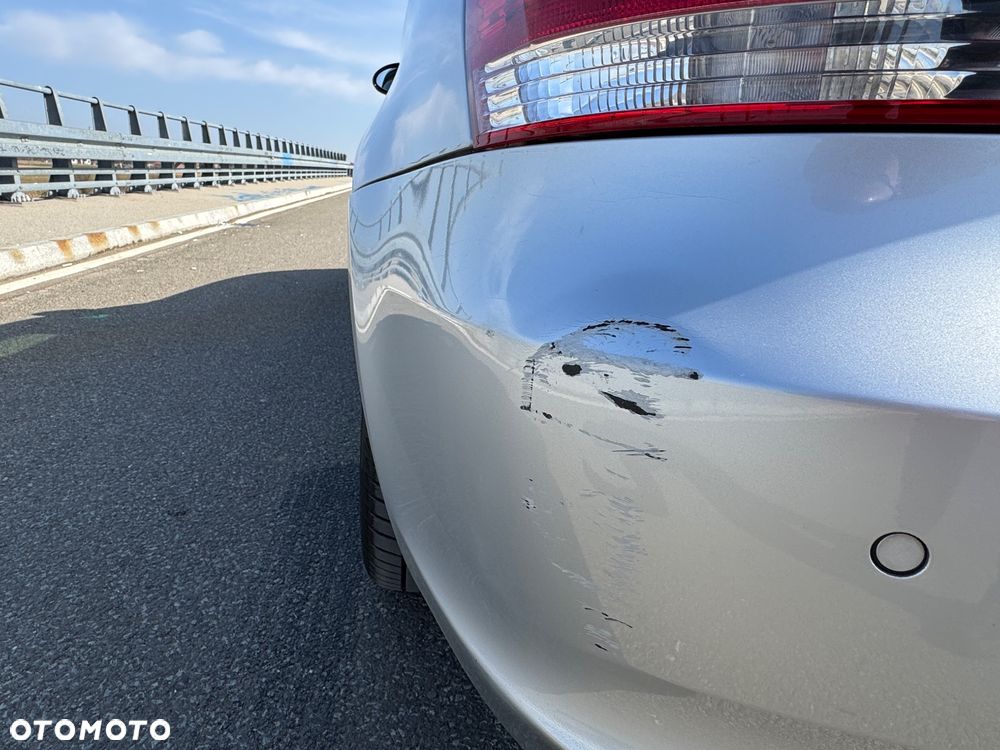 BMW Seria 1 123d Edition Sport - 22