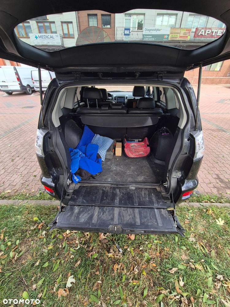 Mitsubishi Outlander 2.0 Intense NAVI 2WD EU5 CVT - 15