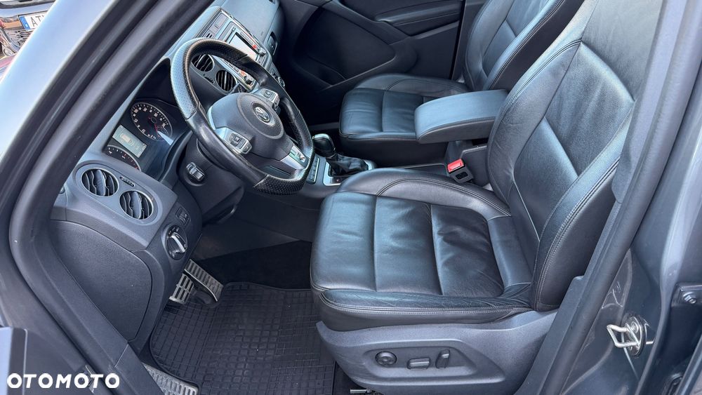 Volkswagen Tiguan 2.0 TDI 4Mot Perfectline R-Style DSG - 8