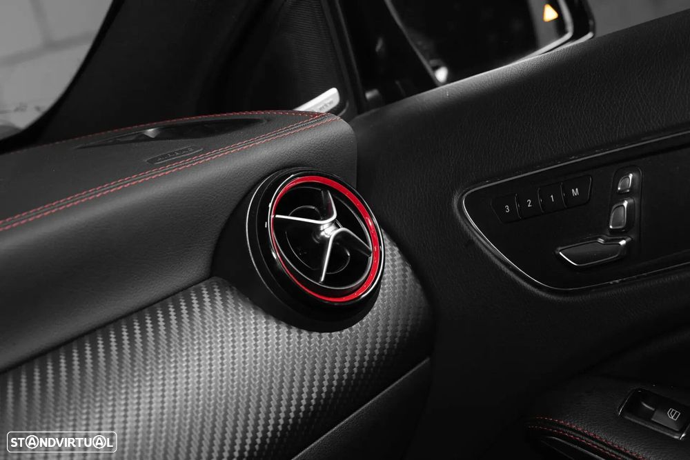 Mercedes-Benz A 45 AMG - 37