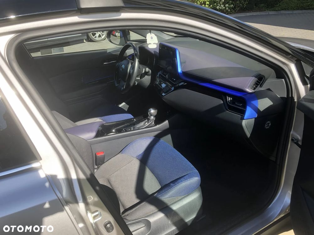 Toyota C-HR 1.8 Hybrid Dynamic - 4