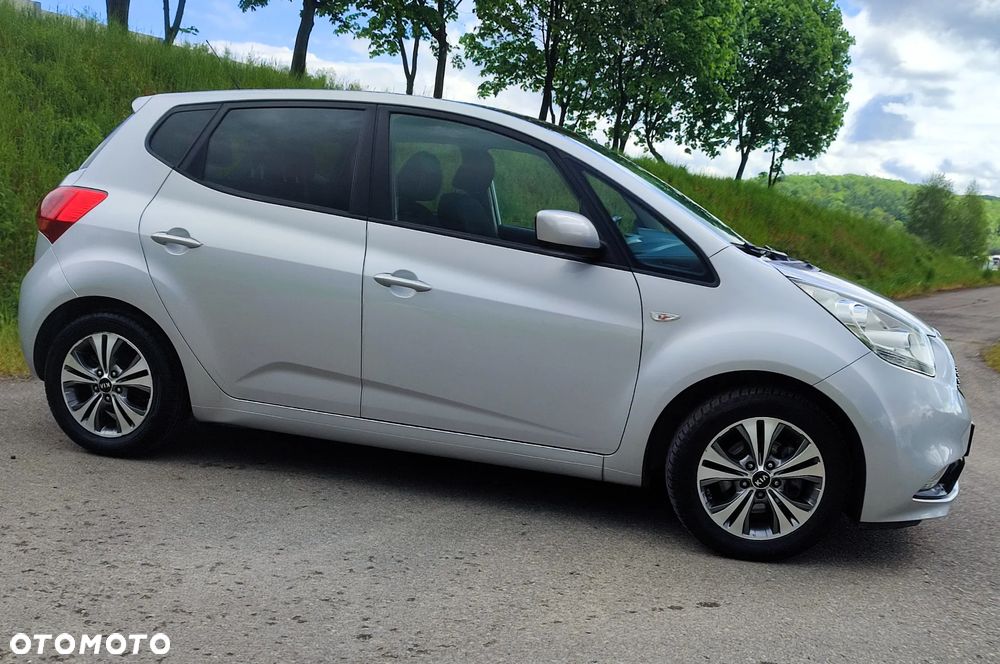 Kia Venga 1.4 CVVT ISG Vision - 16