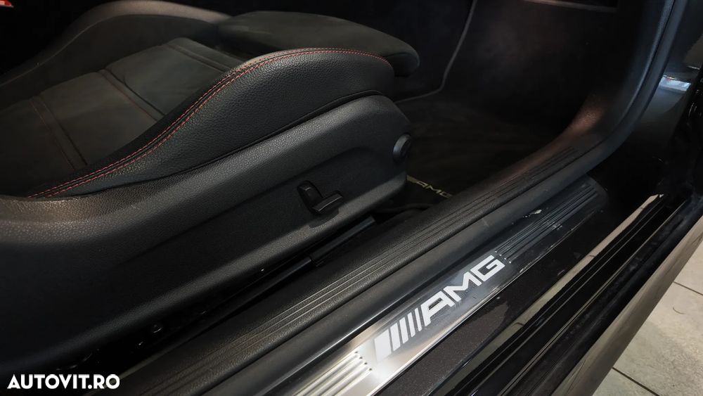 Mercedes-Benz E AMG 53 4Matic+ Coupe AMG Speedshift TCT-9G - 16