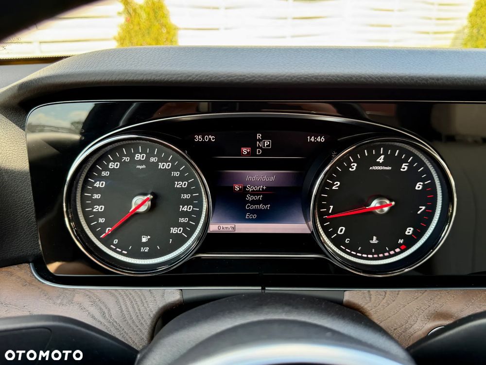 Mercedes-Benz Klasa E 300 9G-TRONIC AMG Line - 34