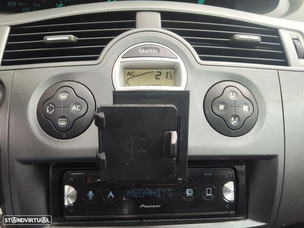 Renault Scénic 1.5 dCi Confort Dynamique - 15