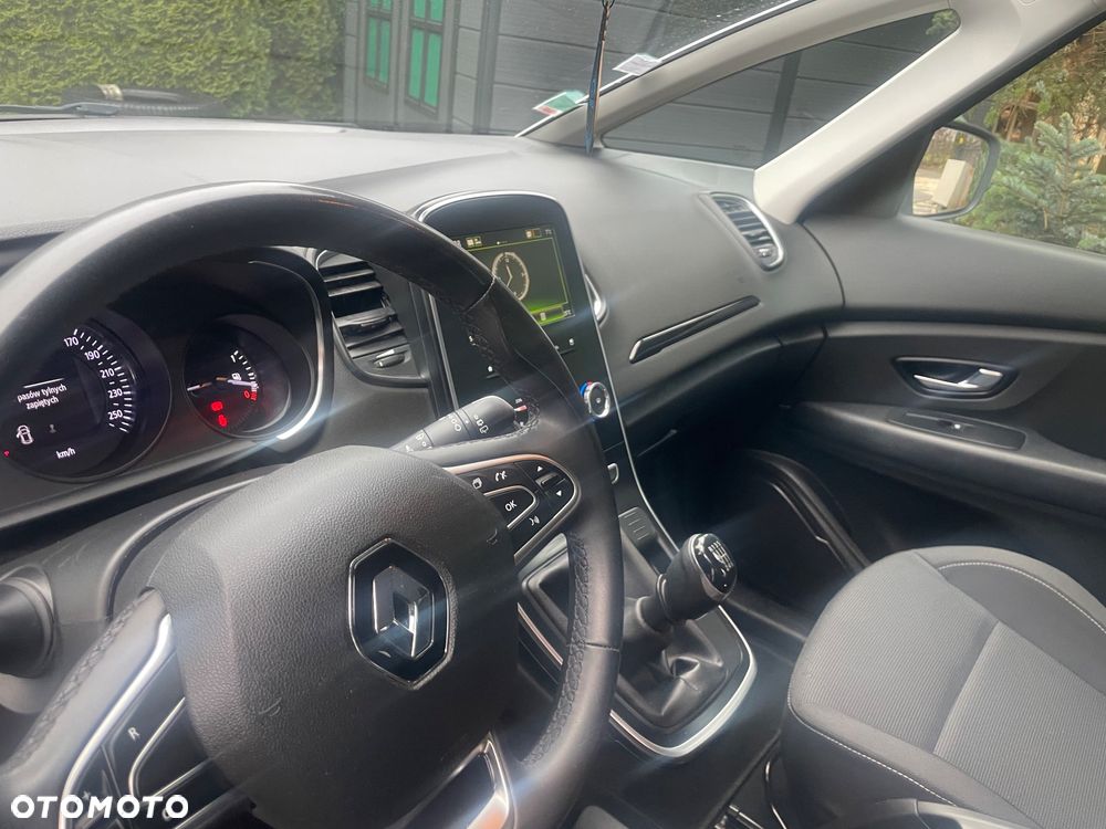 Renault Scenic BLUE dCi 120 BUSINESS EDITION - 10