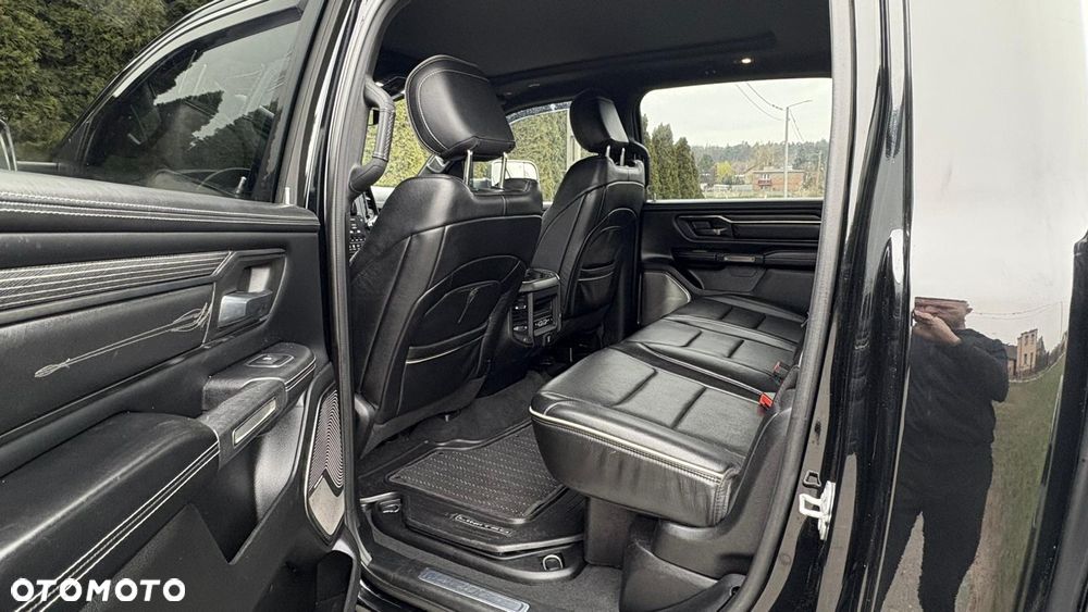 RAM 1500 5.7 Crew Cab Limited - 11