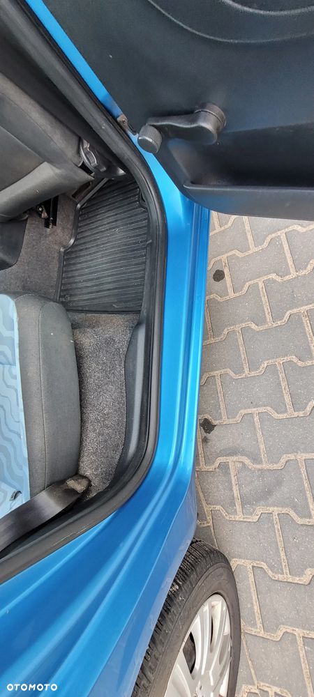 Skoda Roomster 1.2 12V HTP - 28