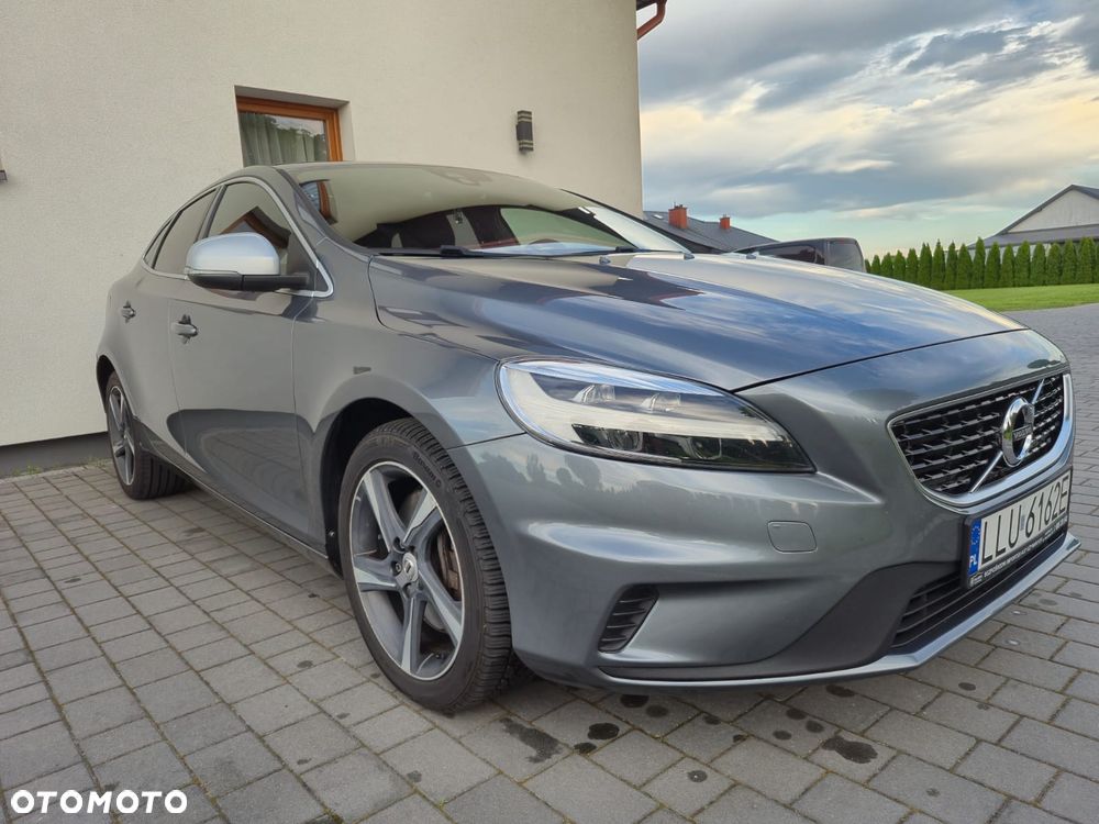 Volvo V40 D3 Drive-E R-Design Kinetic - 3