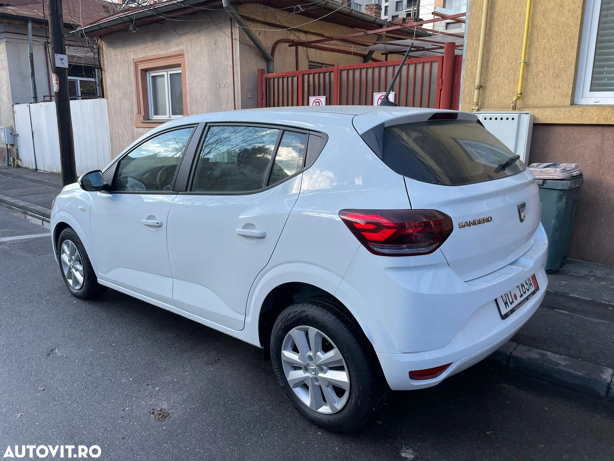 Dacia Sandero SCe 65 City - 3