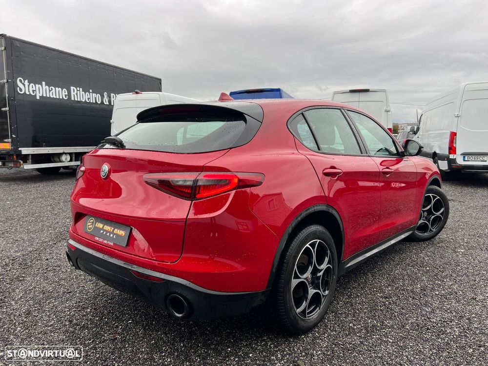 Alfa Romeo Stelvio 2.2 D Super AT8 - 4