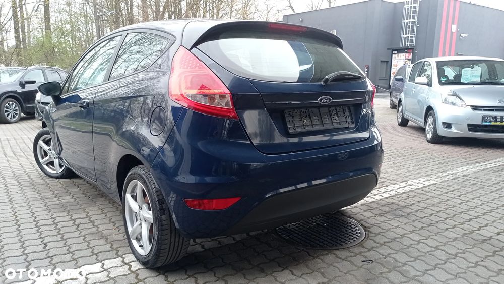 Ford Fiesta 1.25 Celebration - 12