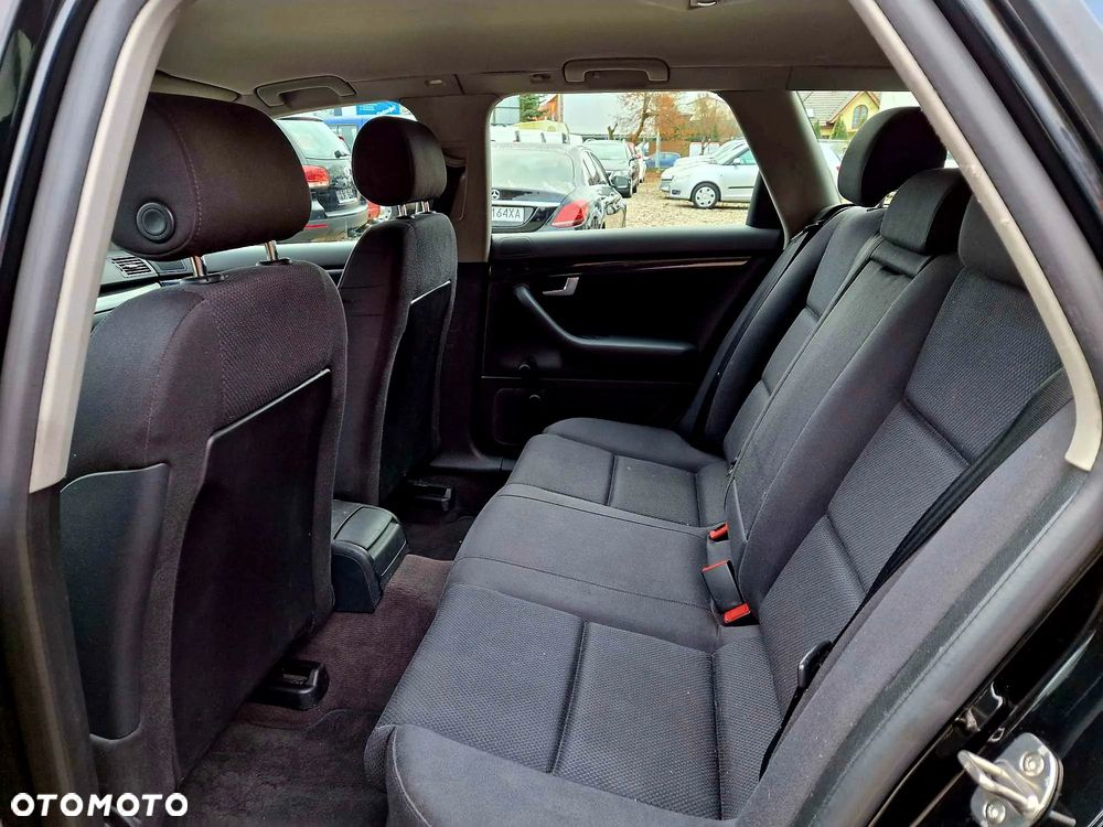 Audi A4 Avant - 6