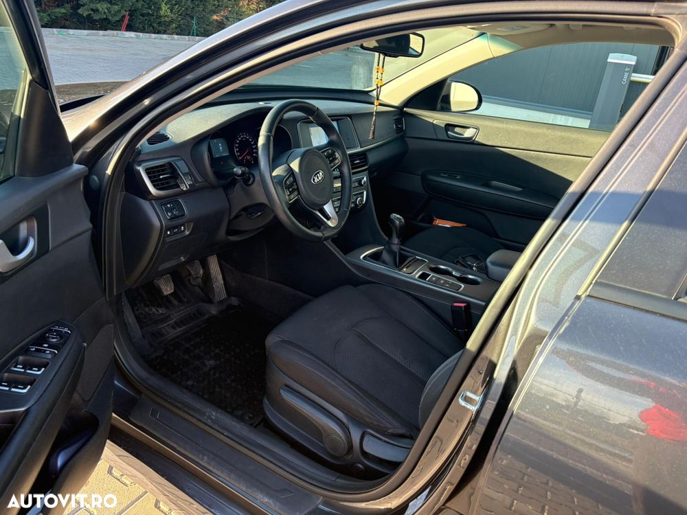 Kia Optima 1.7 DSL 6MT Classic - 10