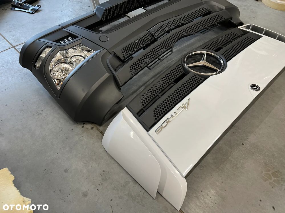 Maska zderzak przód Mercedes MP4 Actros Antos wąska kabina 230cm - 2