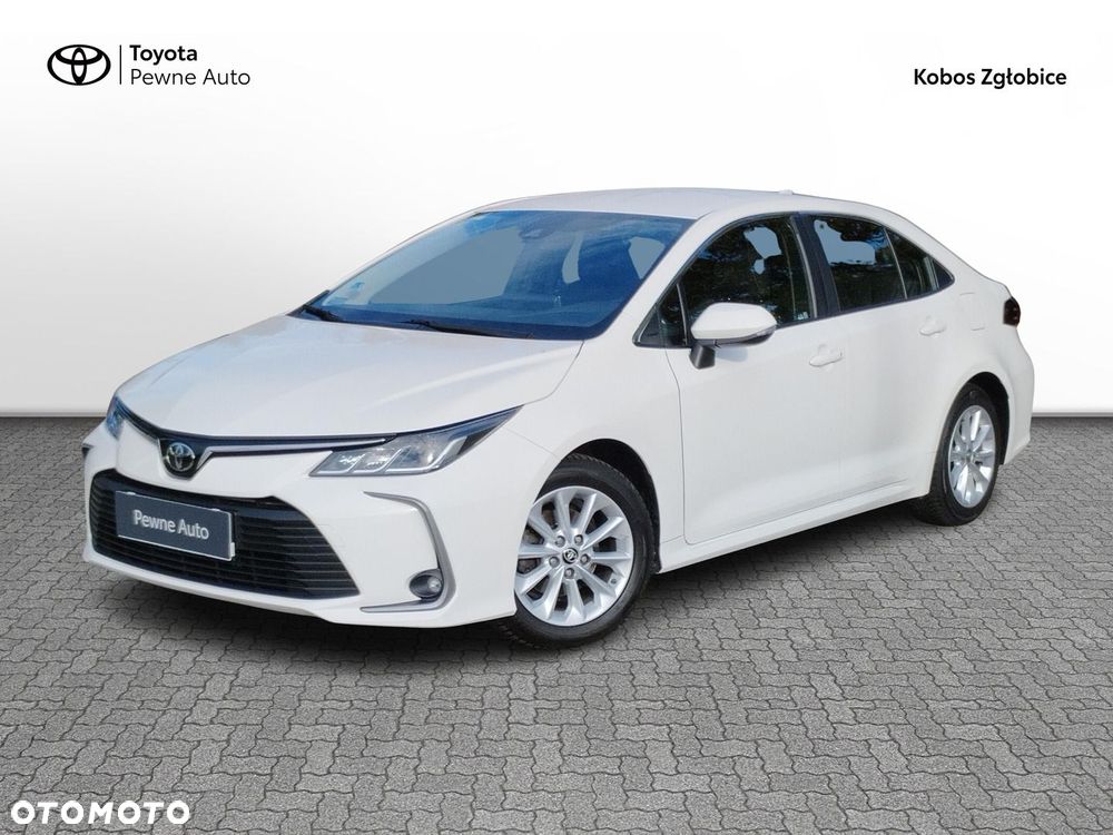Toyota Corolla - 1