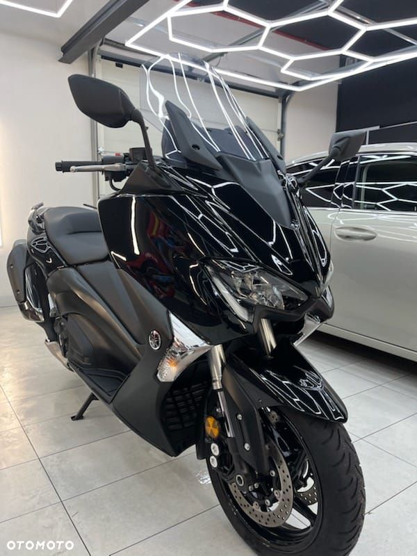 Yamaha Tmax - 2