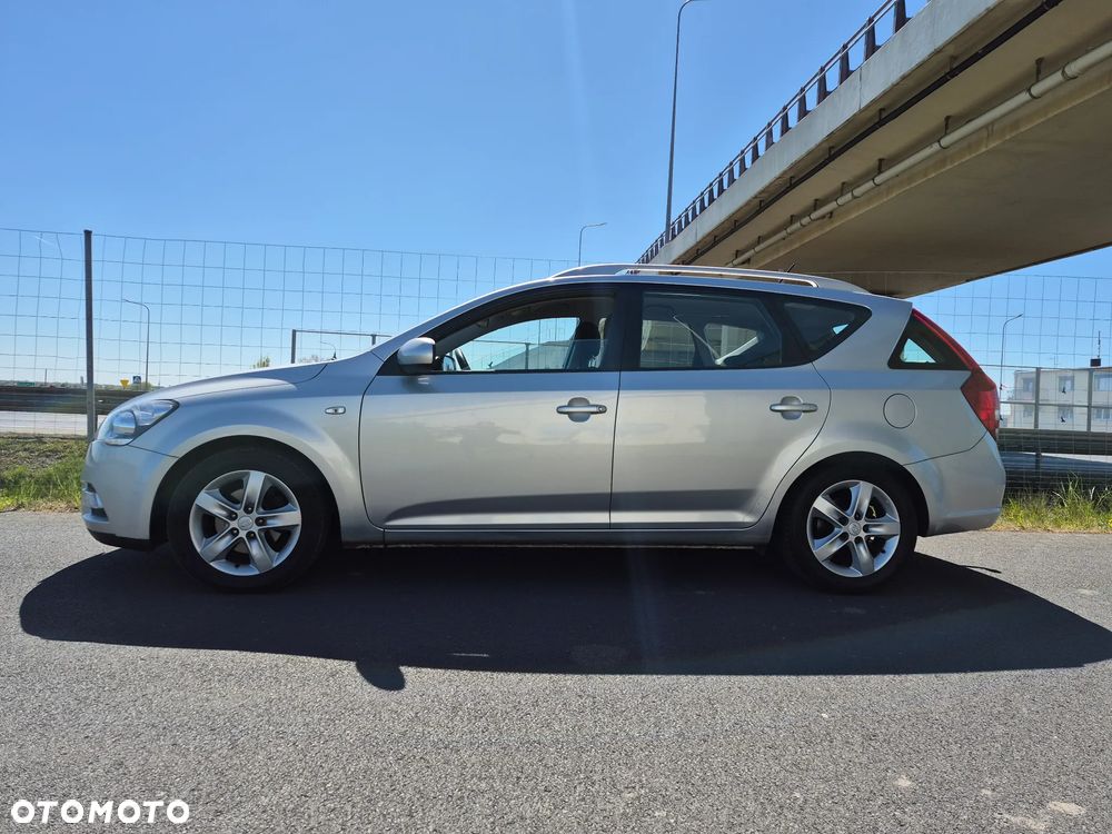 Kia Ceed - 6