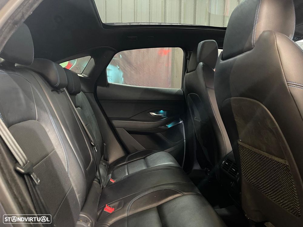 Jaguar E-Pace 2.0 i4D R-Dynamic S - 34