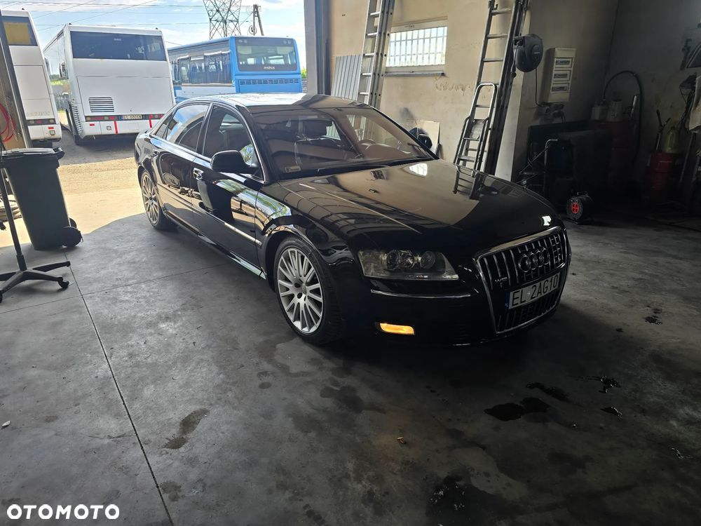 Audi A8 W12 quattro Langversion - 3