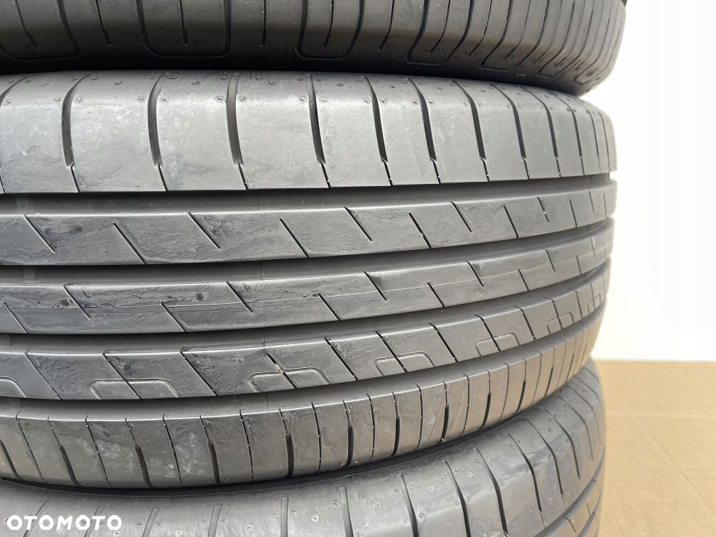 215/55/18 95H GOODYEAR EFFICIENT GRIP PERFORMANCE - 4