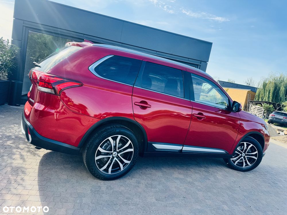 Mitsubishi Outlander 2.0 2WD Diamant Edition - 31