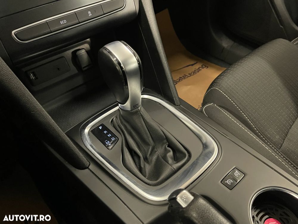 Renault Megane TCe 140 GPF EDC Equilibre - 18