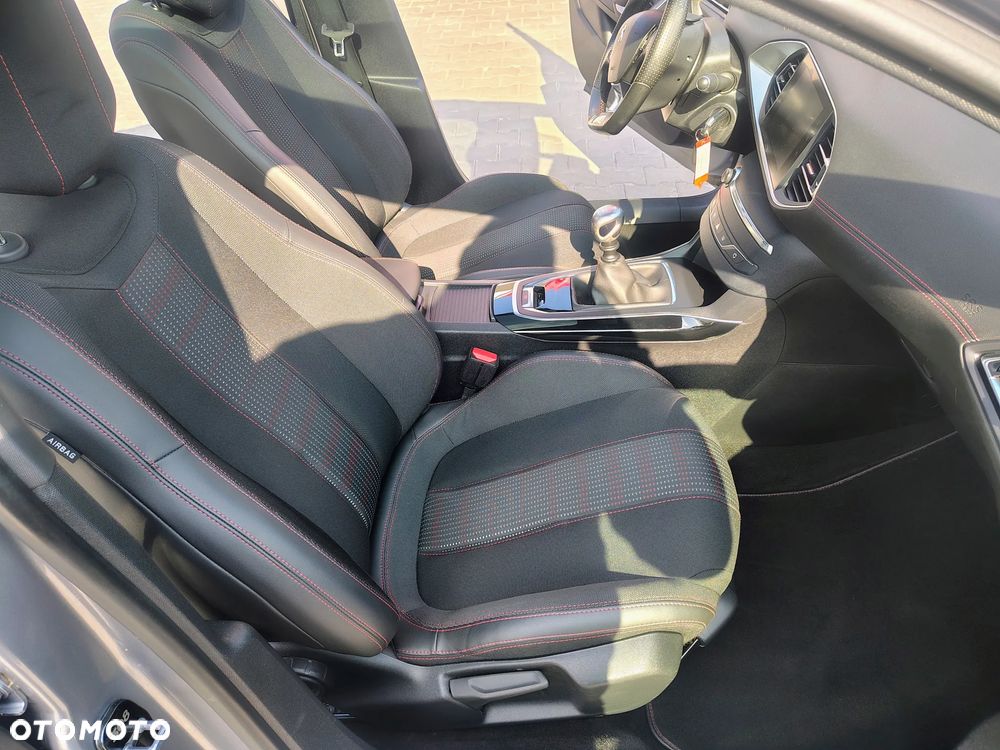 Peugeot 308 BlueHDi 130 Stop & Start GT Pack - 25