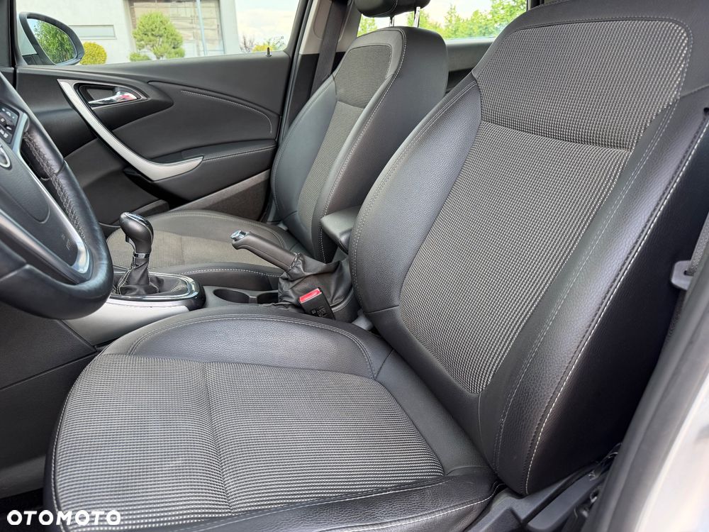 Opel Astra 1.4 Turbo - 12