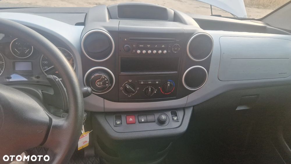 Citroën Berlingo Multispace e-HDi 90 FAP EGS6 Tendance - 11
