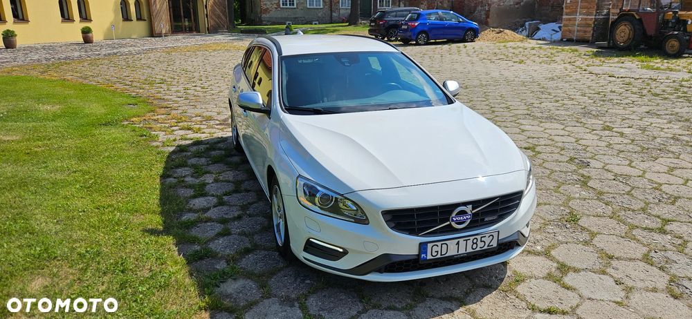 Volvo V60 T3 Momentum - 6
