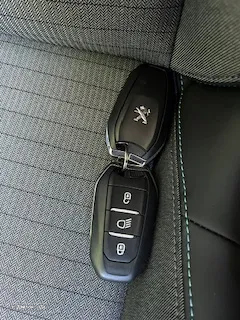 Peugeot 2008 PureTech 100 Stop&Start Allure Pack - 19