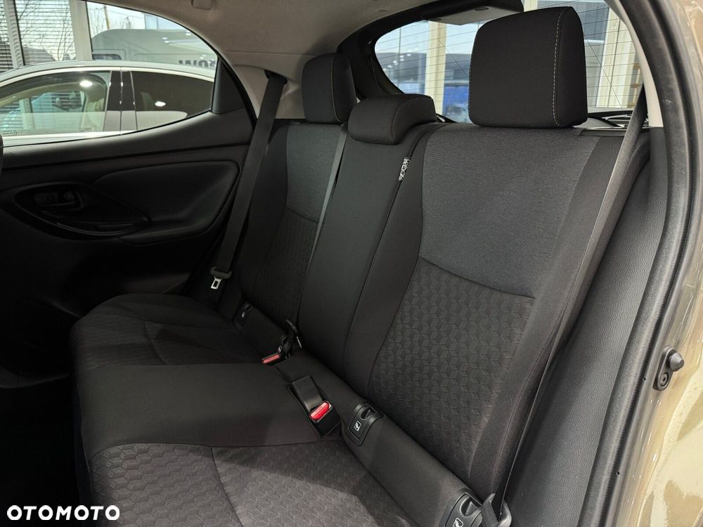 Toyota Yaris 1.5 Comfort - 13