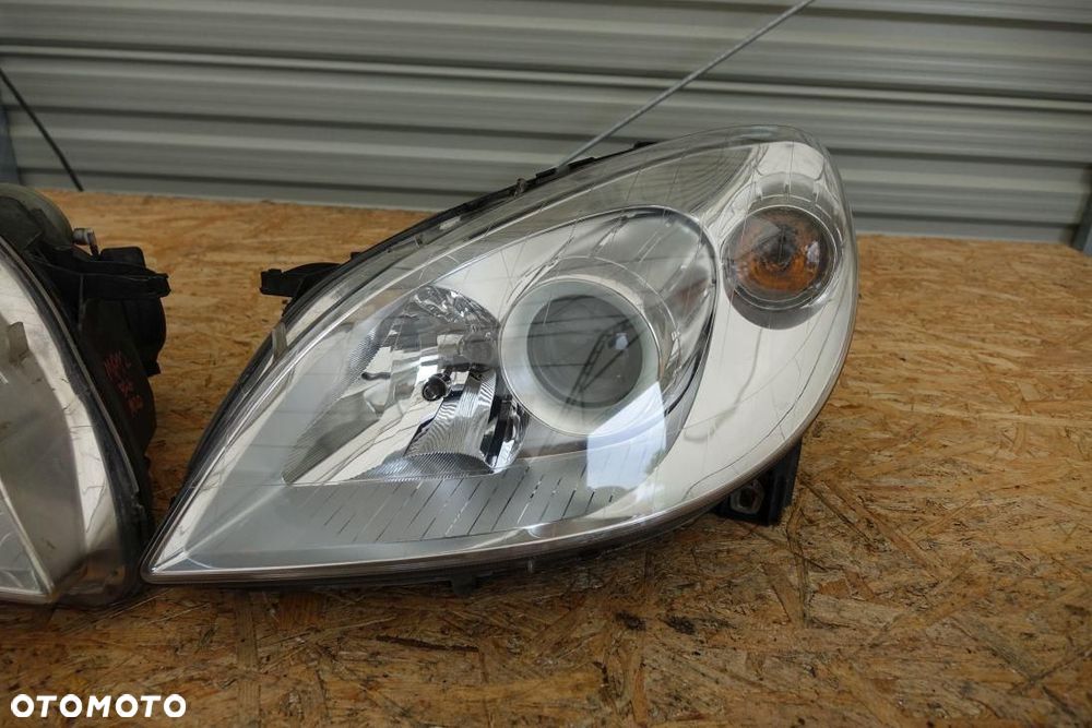 REFLEKTOR 2 LAMPY PRZÓD LEWA PRAWA EUROPA MERCEDES W245 3242342 - 2
