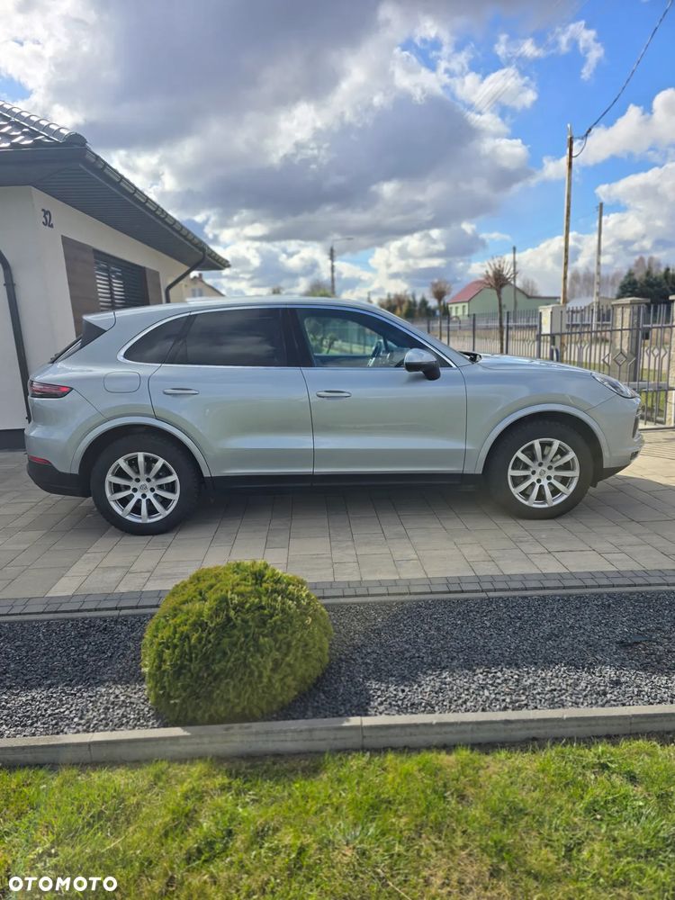 Porsche Cayenne Platinum Edition - 37