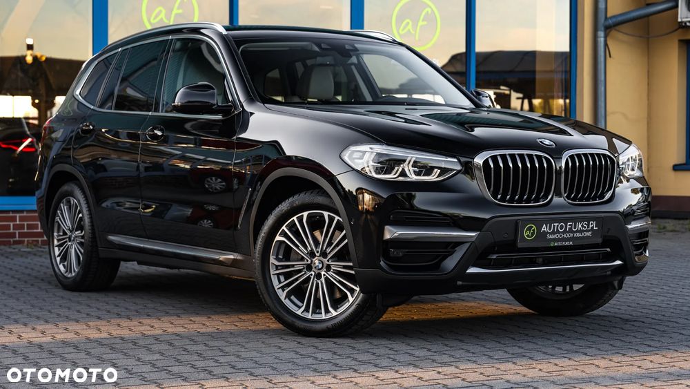BMW X3 xDrive30i Luxury Line - 4